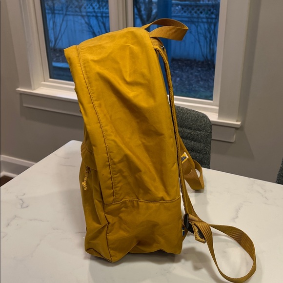 Fjallraven Vardag 25 Yellow - Picture 2 of 6